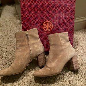 Tory Burch - Brooke 70 mm Bootie - Used condition